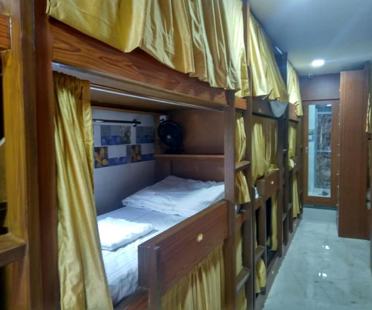 Ahlan Dormitory Vandrerhjem Mumbai Eksteriør bilde